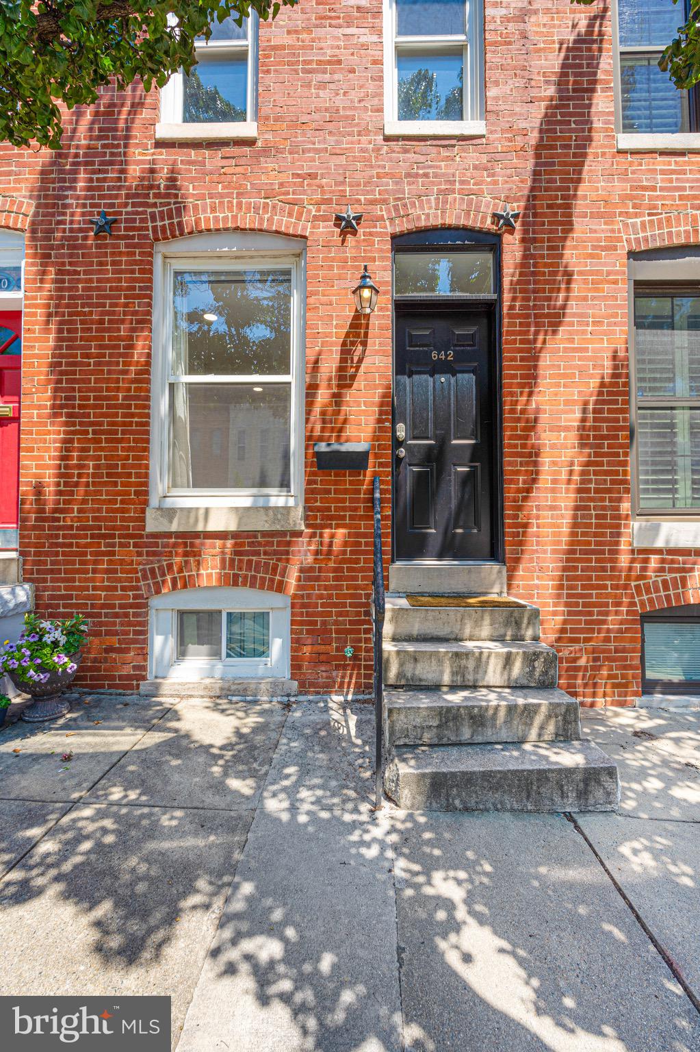 FEDERAL HILL HISTORIC DISTRICT - Residential Lease