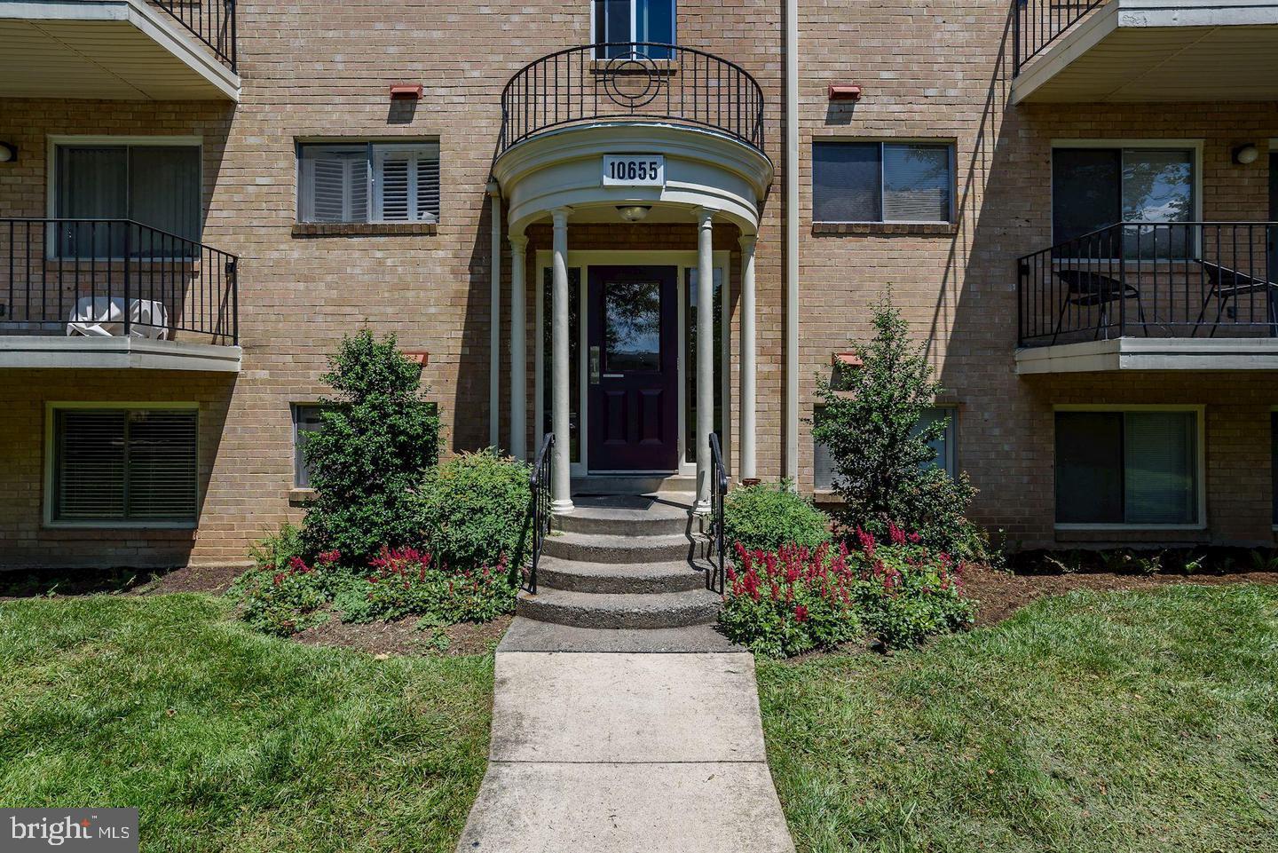 PARKSIDE CONDOMINIUMS - Residential