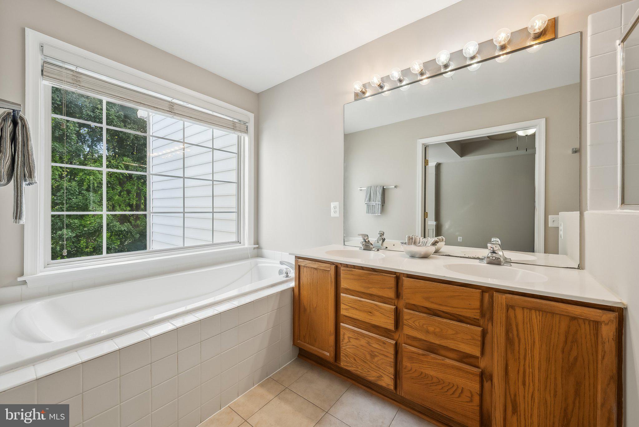 OVERLOOK - Residential