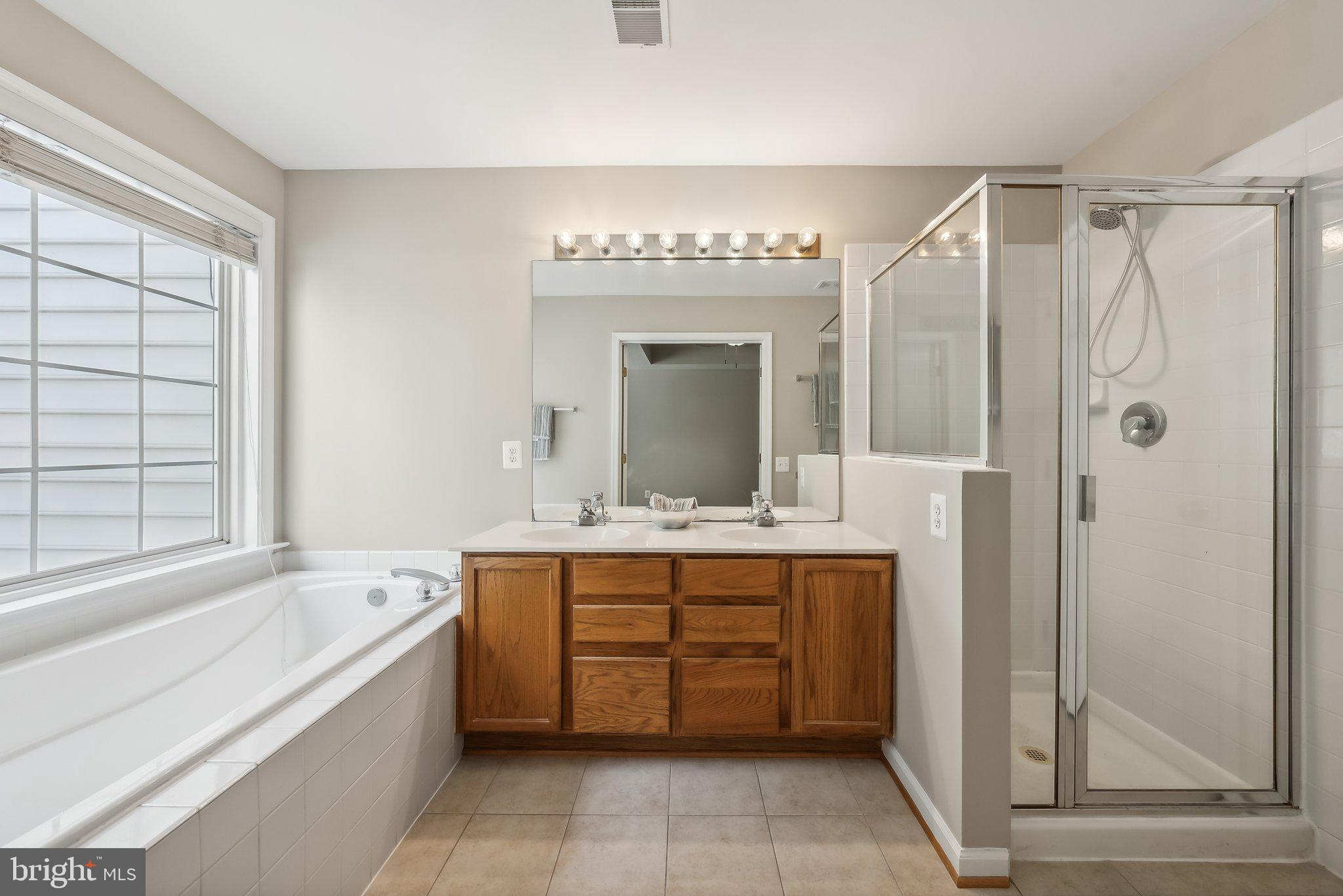 OVERLOOK - Residential