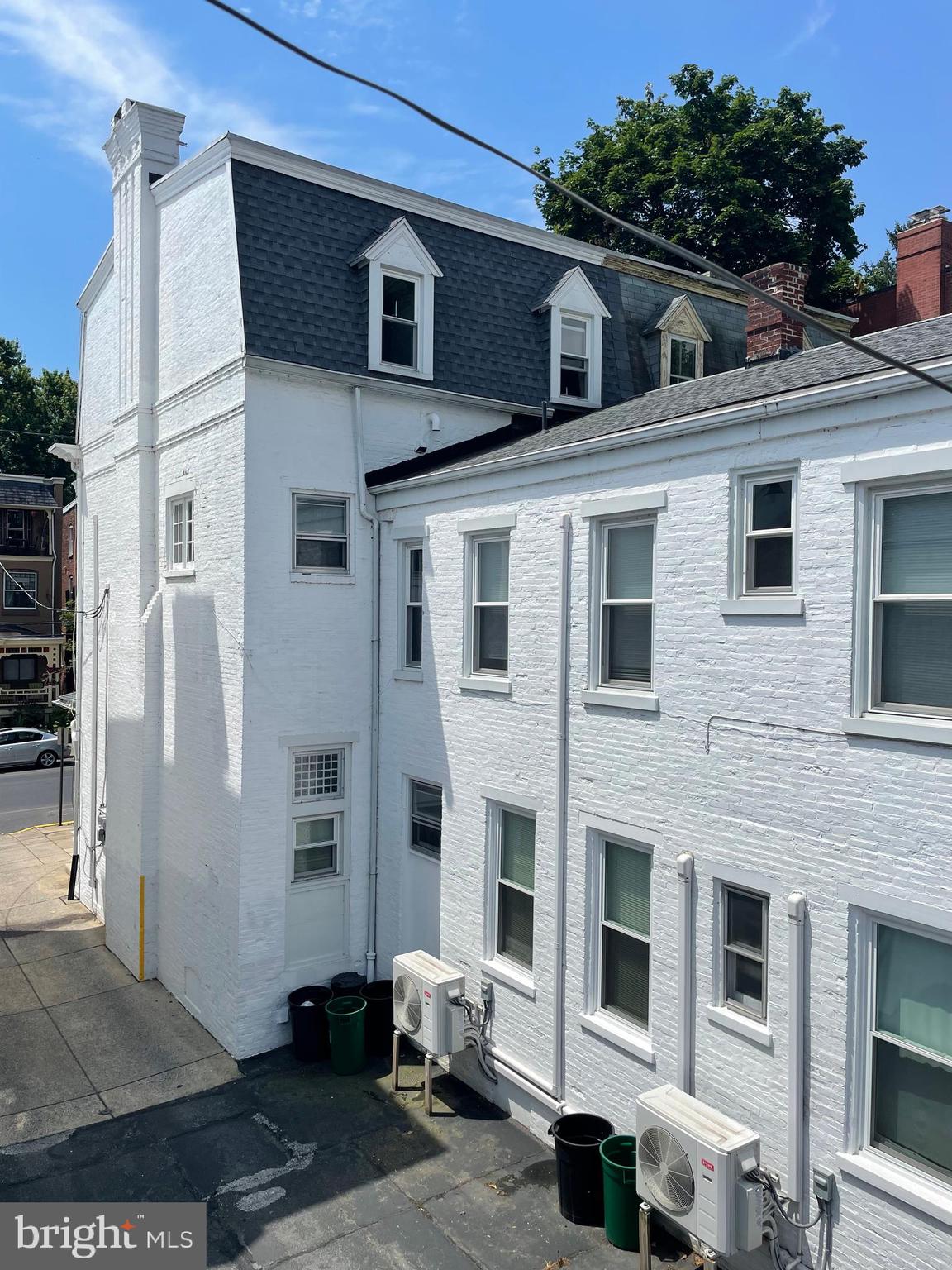 CHESTNUT HILL - Residential Income