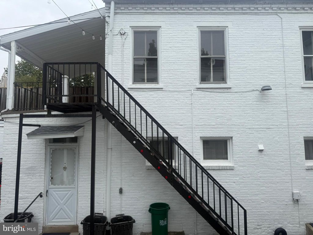 Photo of 649 W Chestnut Street, LANCASTER, PA 17603 (MLS # PALA2078424)