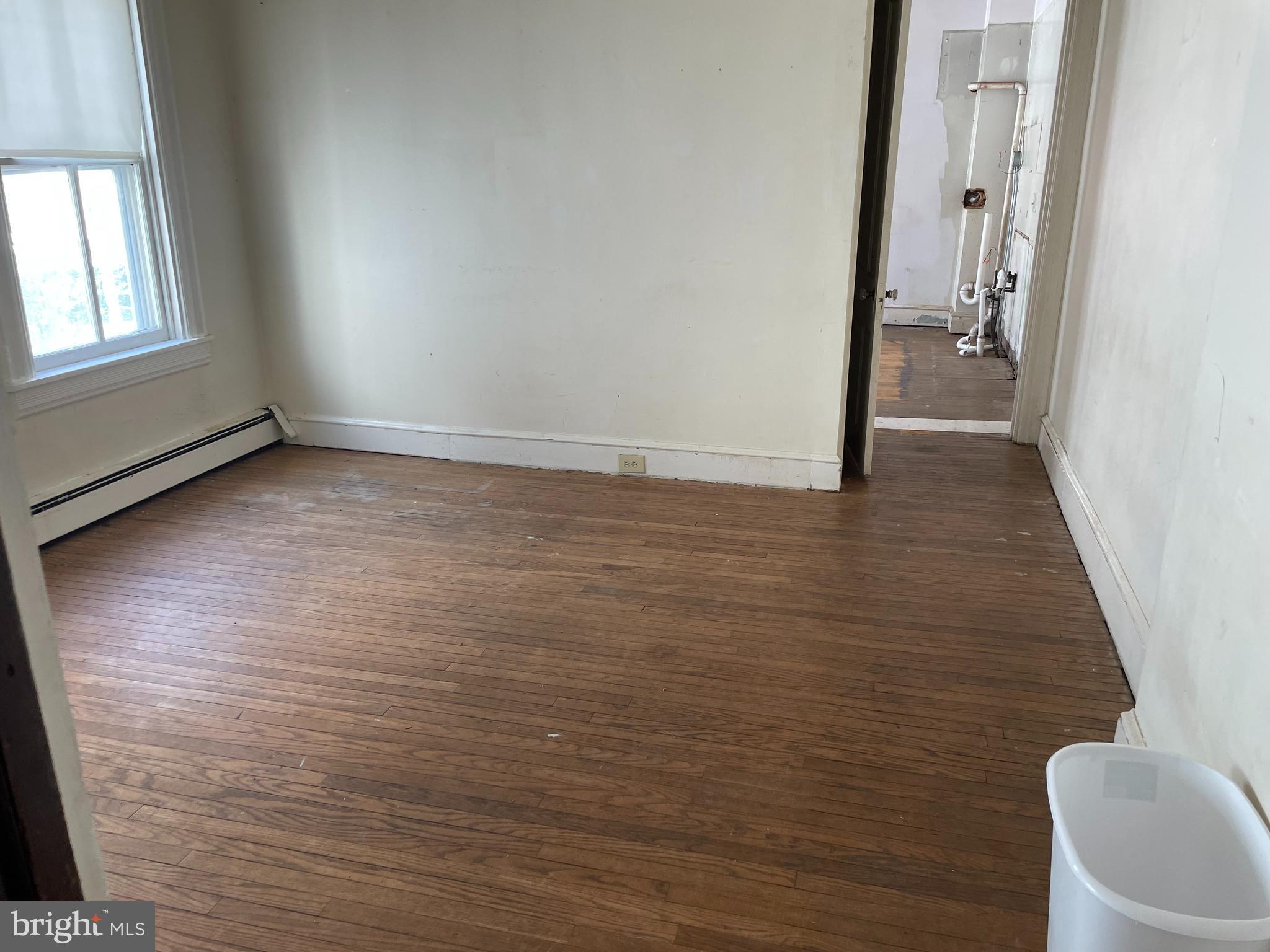 CHESTNUT HILL - Residential Income