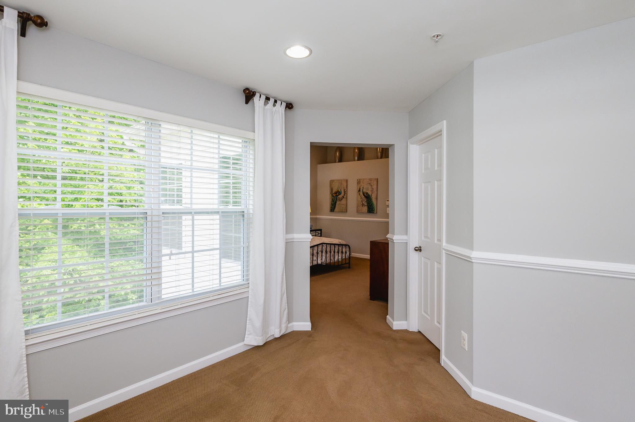 HOLLY WOODS - Residential