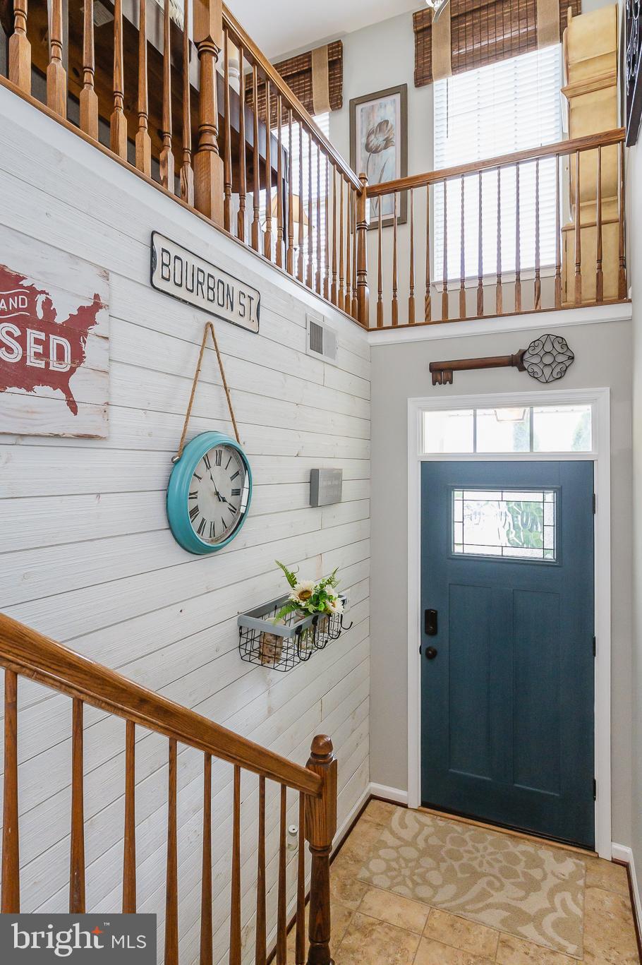 HOLLY WOODS - Residential