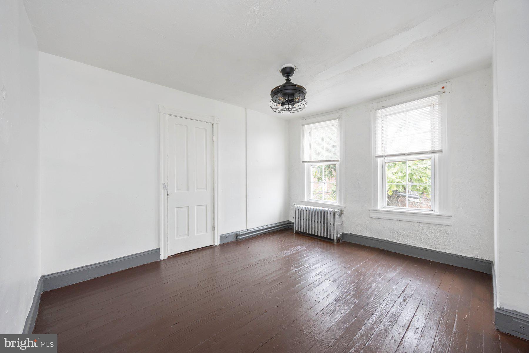 CHARLES VILLAGE - Residential