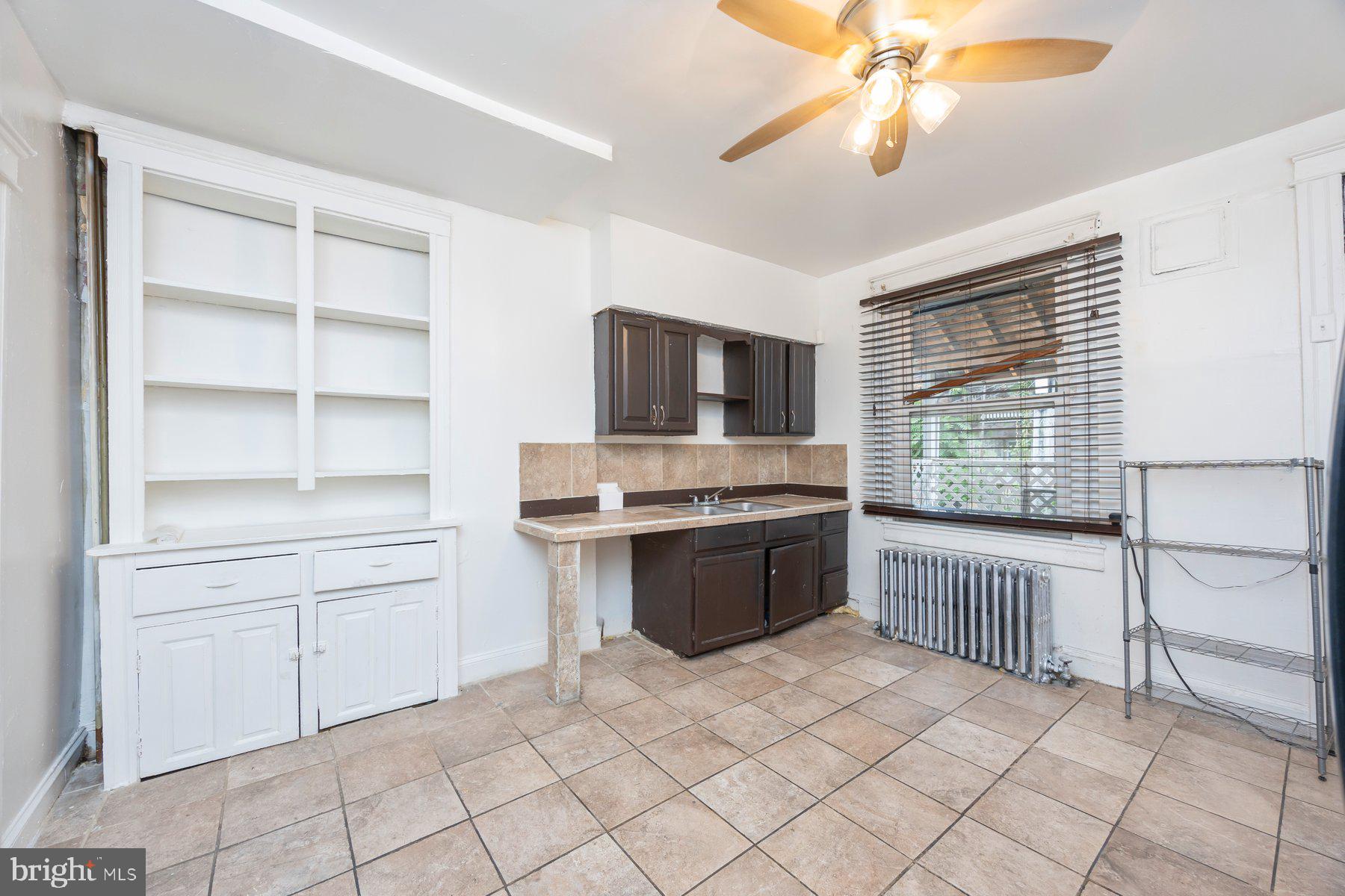 CHARLES VILLAGE - Residential