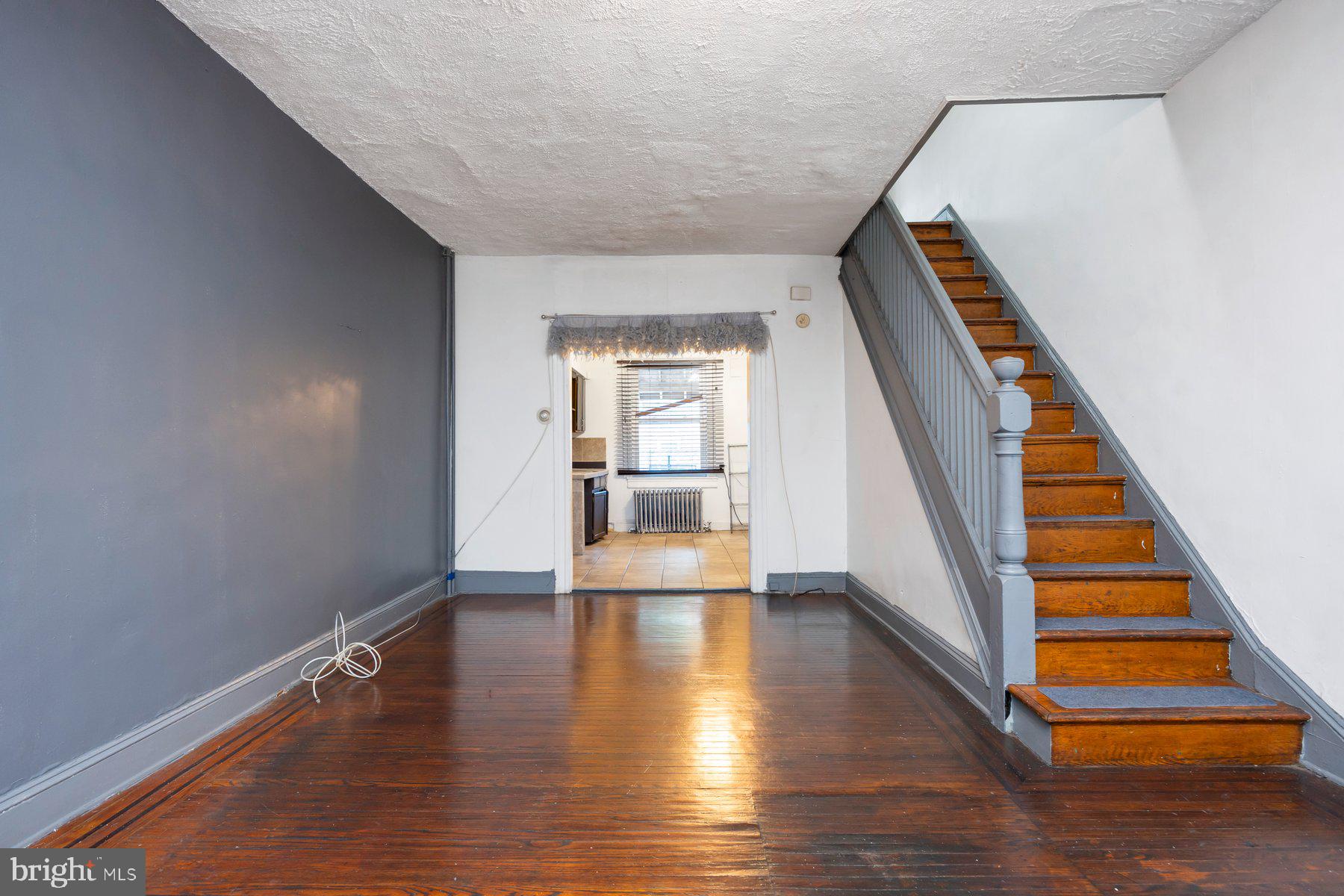 CHARLES VILLAGE - Residential