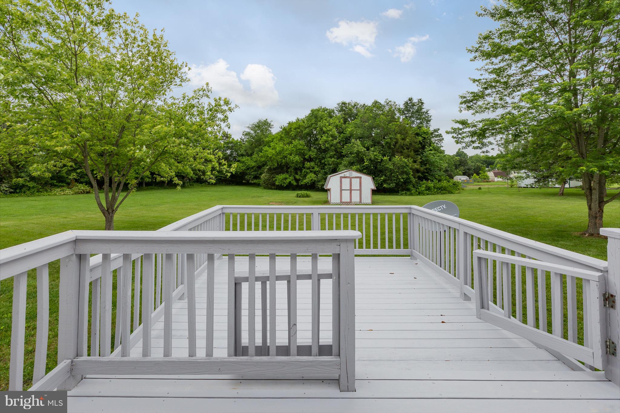 MEADOWBROOKE - Residential