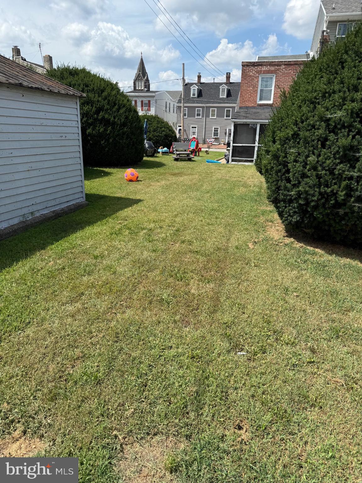 BRIDESBURG - Residential Income