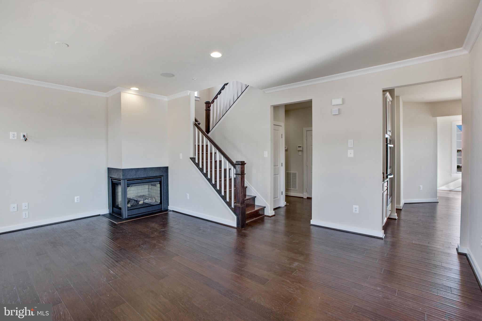 HUNTFIELD - Residential