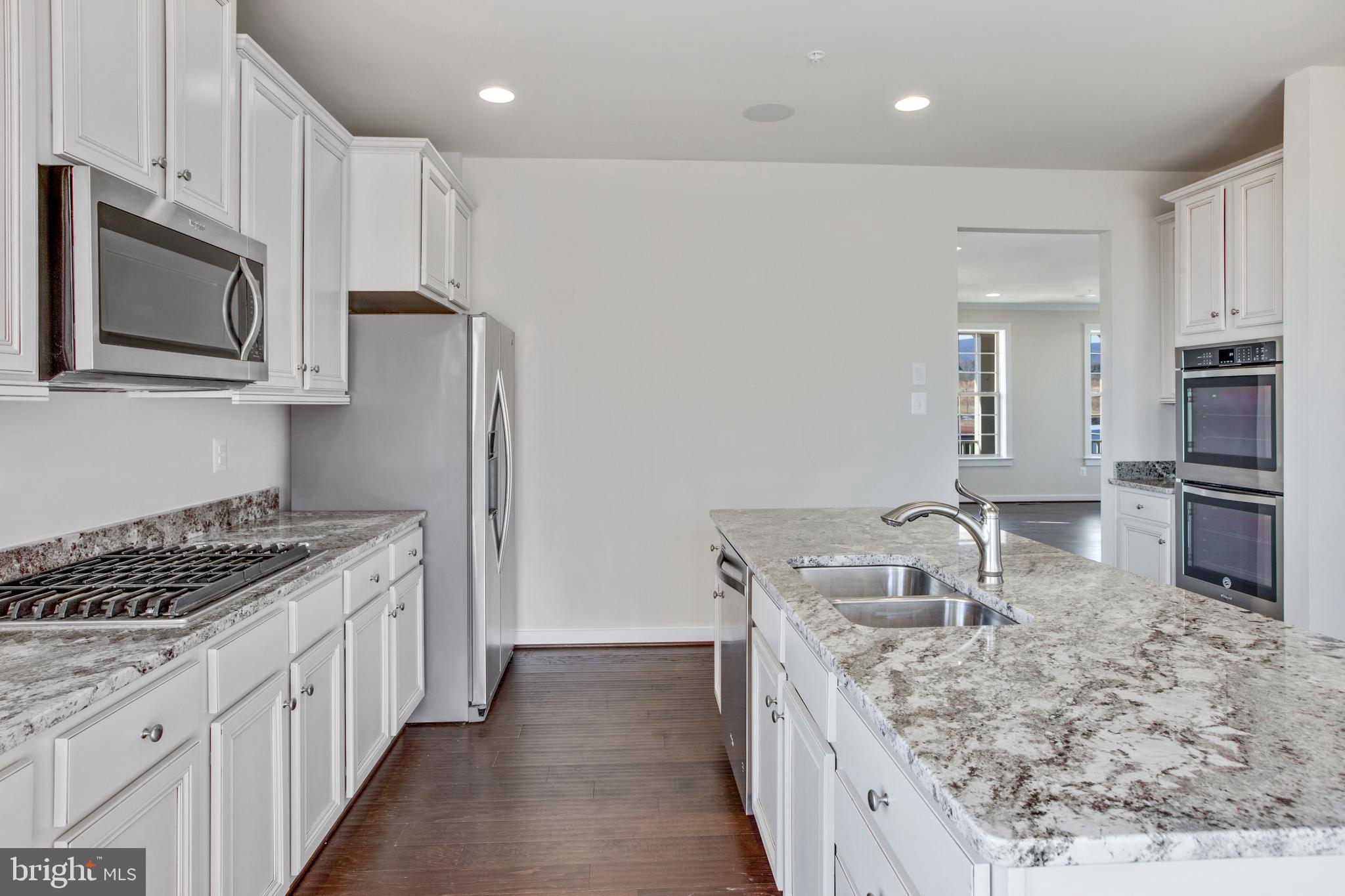 HUNTFIELD - Residential