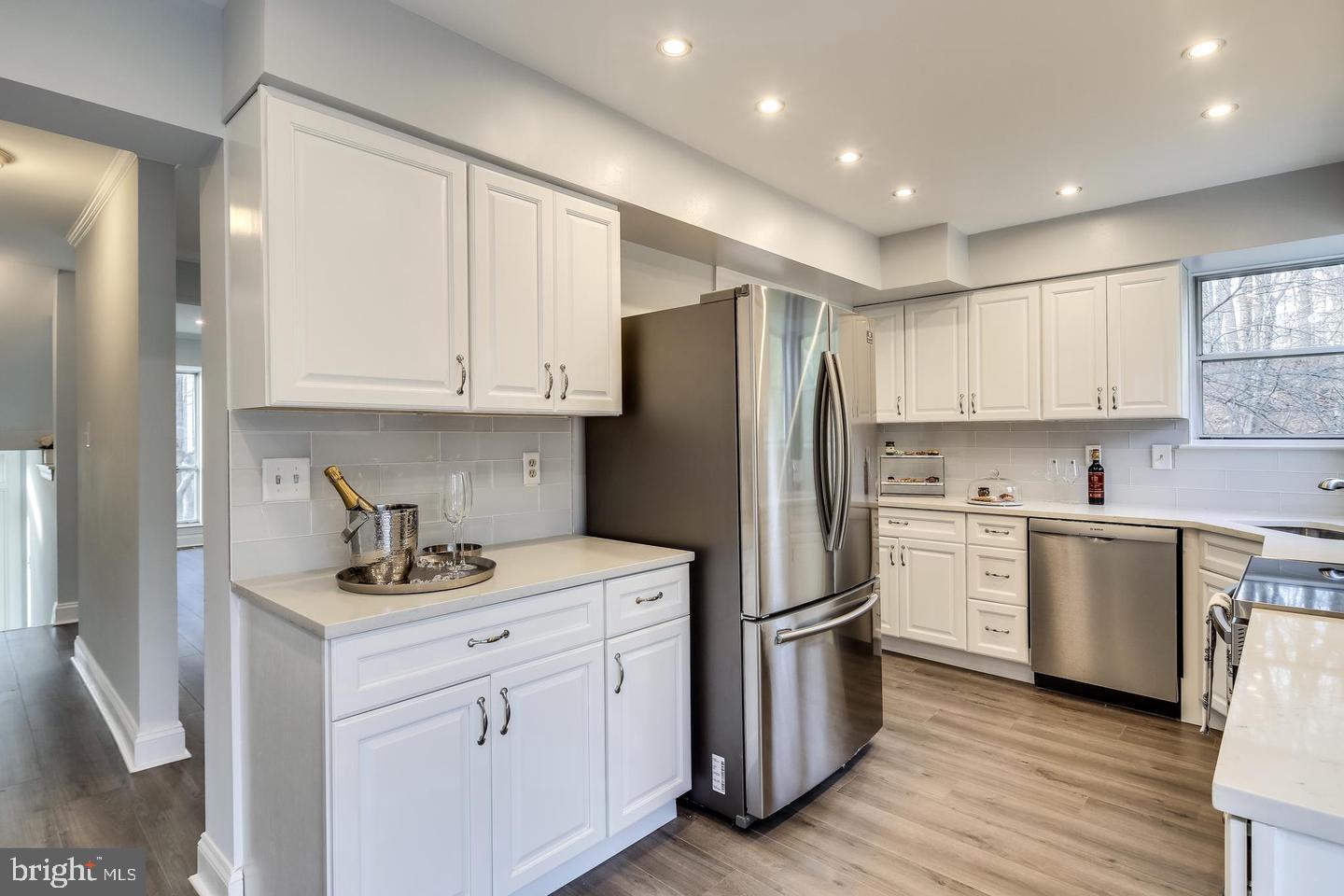 WOODLAND VILLAGE - Residential Lease