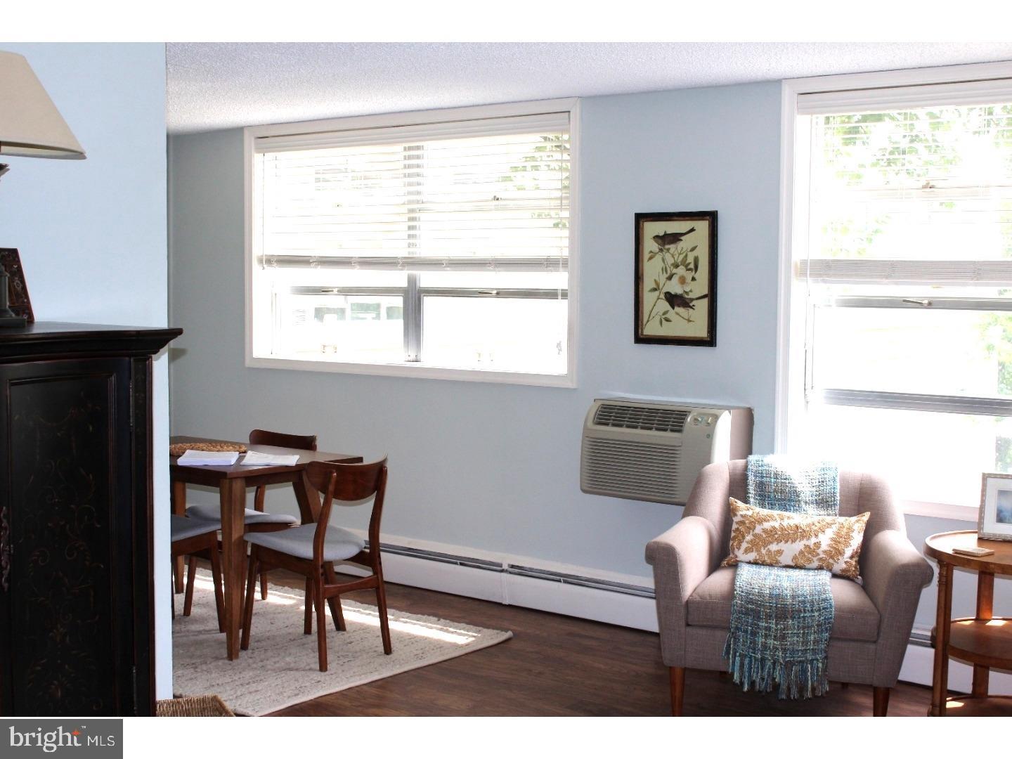 RADNOR HOUSE - Residential