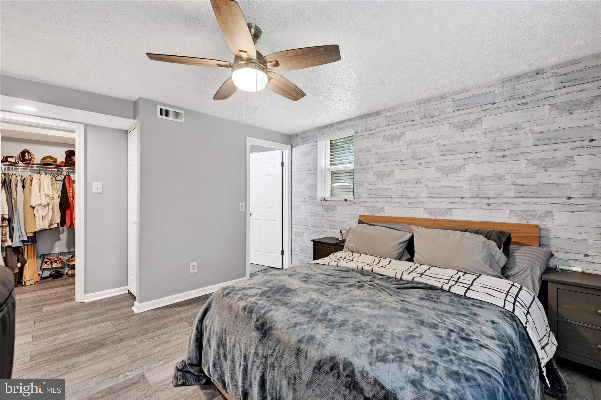 LONG COVE CONDOMINIUMS - Residential