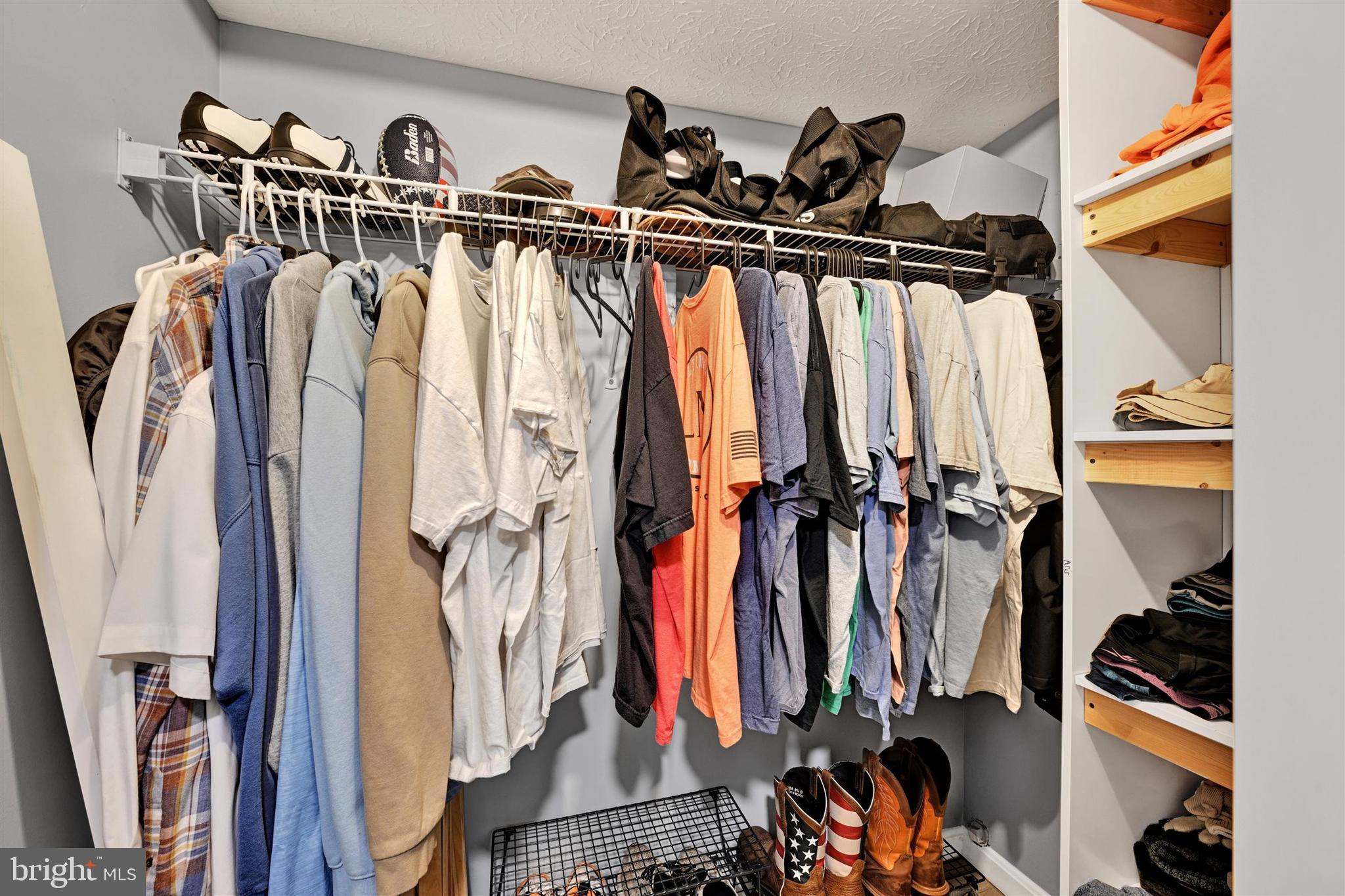 LONG COVE CONDOMINIUMS - Residential