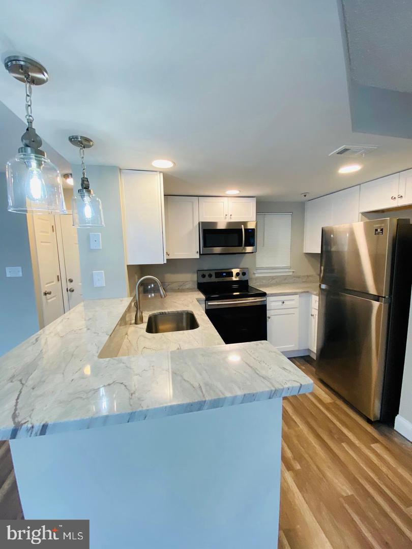 THE VISTAS - Residential