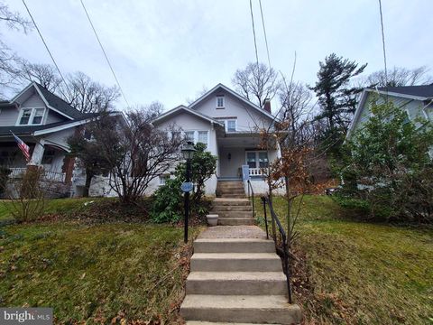 2446 GRANDVIEW AVENUE READING PA 19606