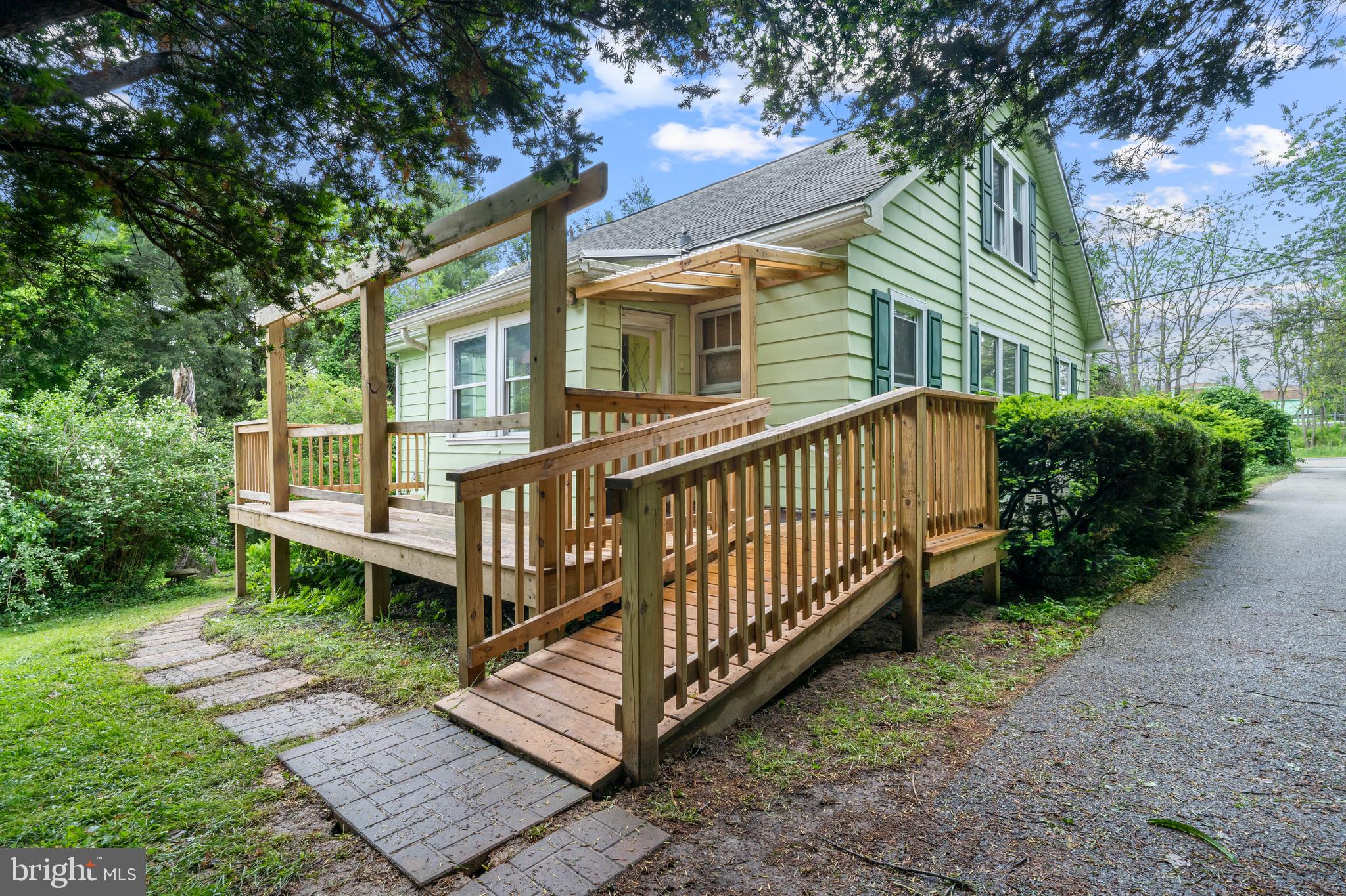 2430 OLD WESTMINSTER PIKE