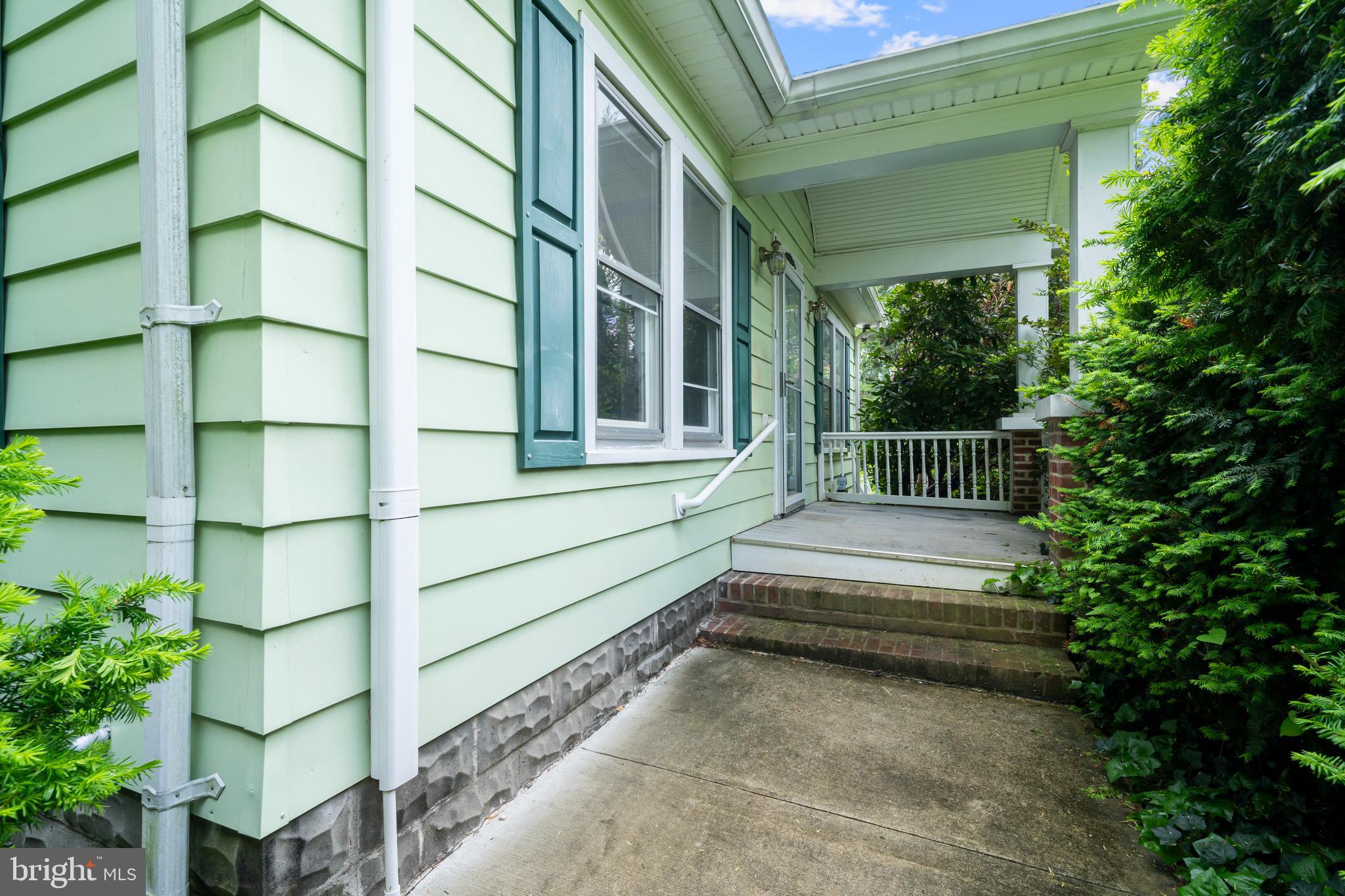 2430 OLD WESTMINSTER PIKE