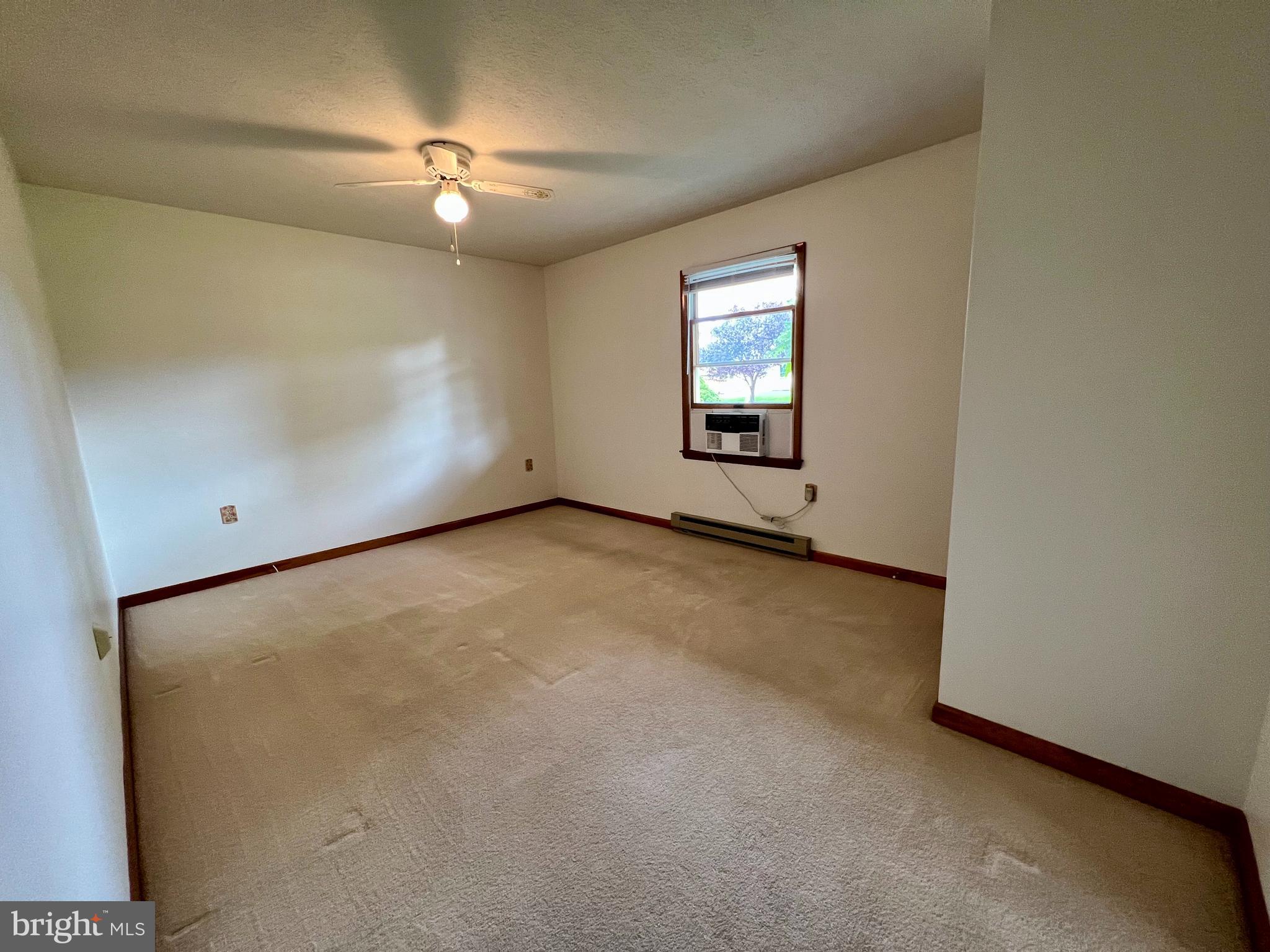 THE VILLAGE AT LAKESIDE - Residential