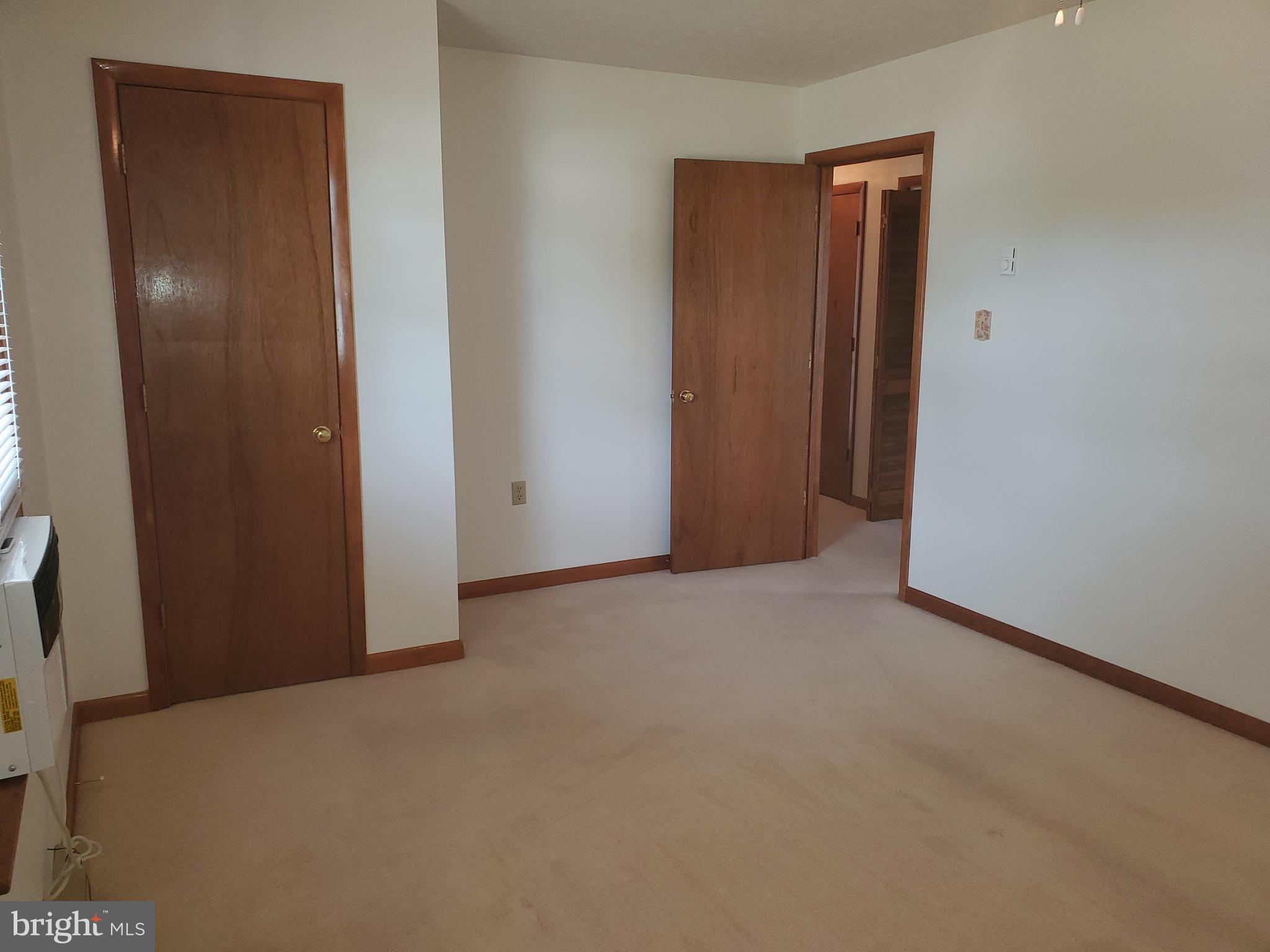 THE VILLAGE AT LAKESIDE - Residential