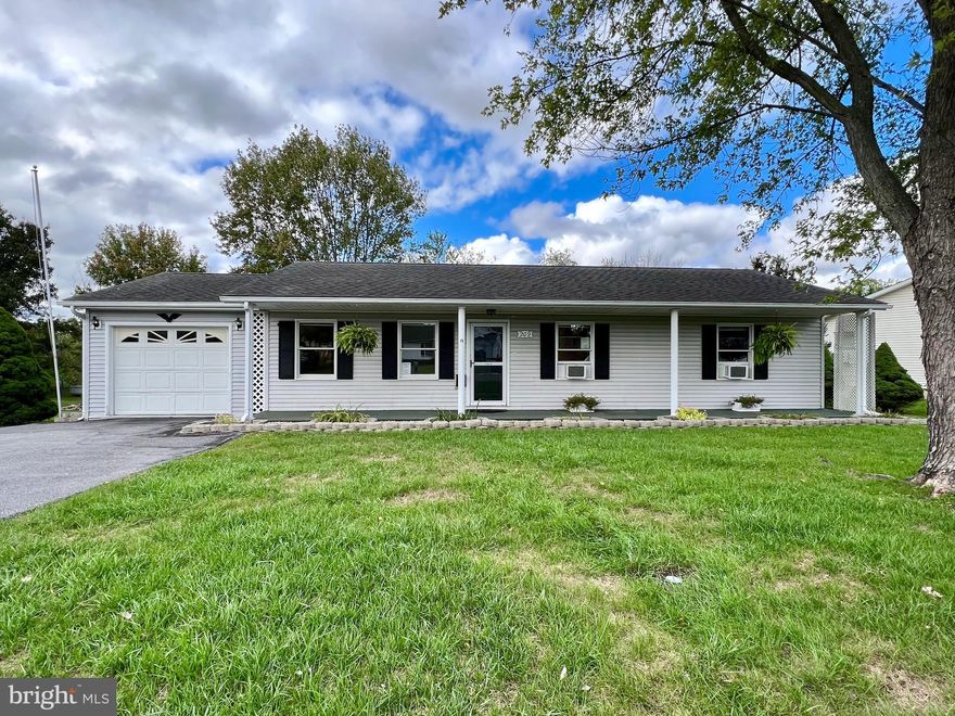 Located in “The Village At Lakeside” in Stephens City, this home is a ranch style with three bedrooms and two bathrooms. The main bedroom has its own bathroom and a walk-in closet. It has a garage with space for one car and an asphalt driveway. The home has almost all new appliances and a yard with two large trees that provide shade. The home is well-maintained and the inside has been freshly painted. The home is only 2 miles from Rt. 37 and I81, making it easy to access many shopping and recreation options within 5 miles.  Home is being sold as-is.