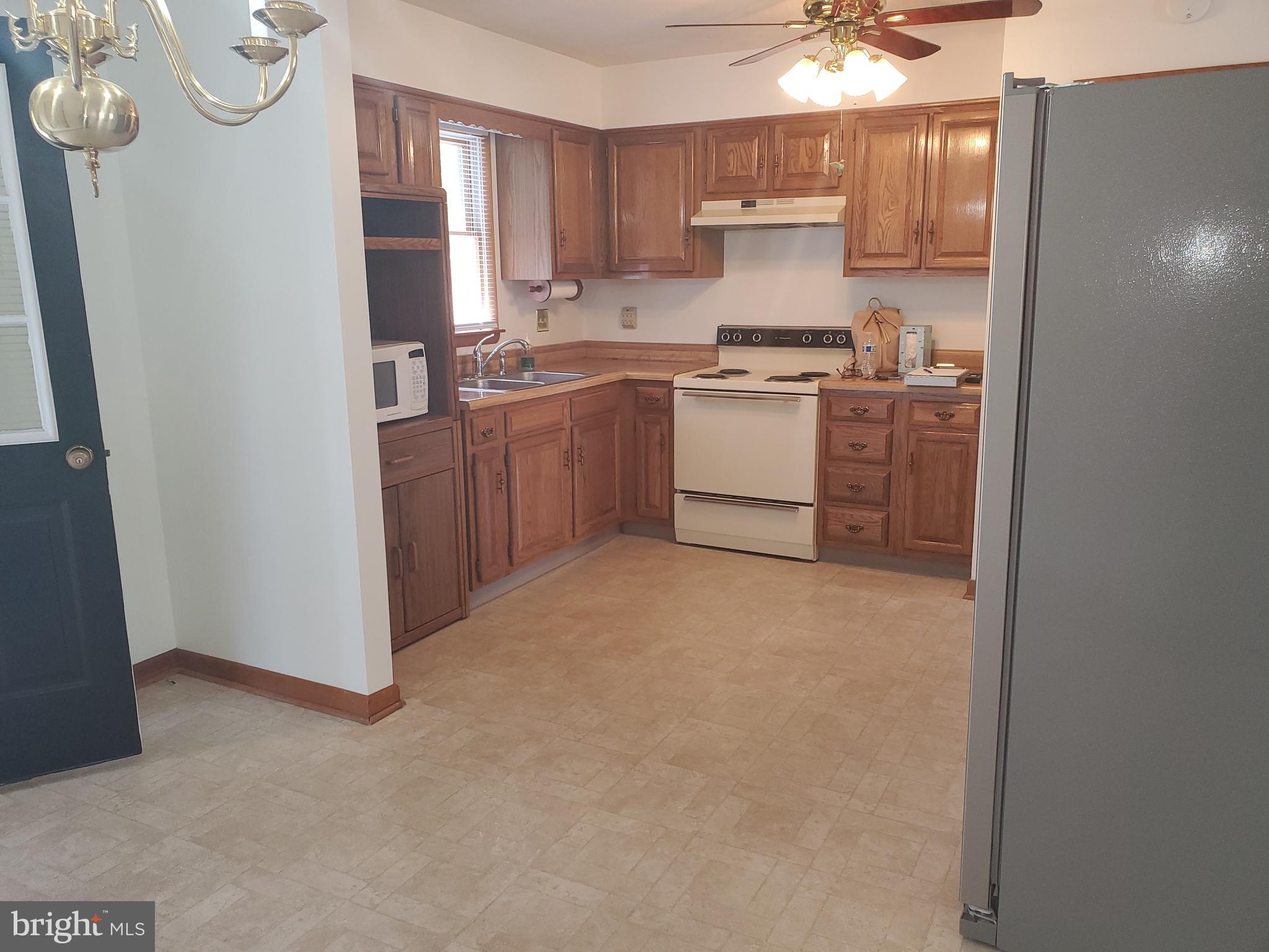 THE VILLAGE AT LAKESIDE - Residential