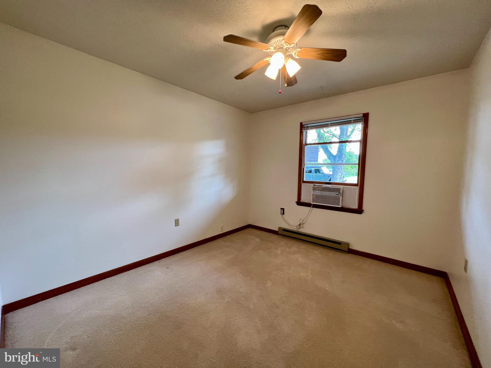 THE VILLAGE AT LAKESIDE - Residential