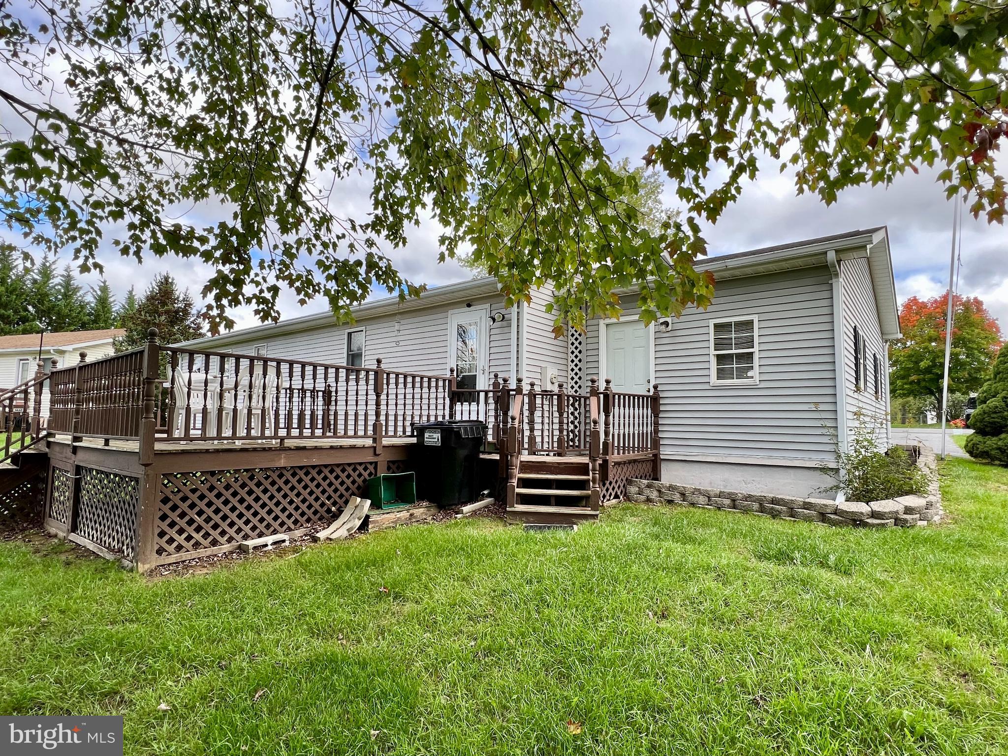 THE VILLAGE AT LAKESIDE - Residential