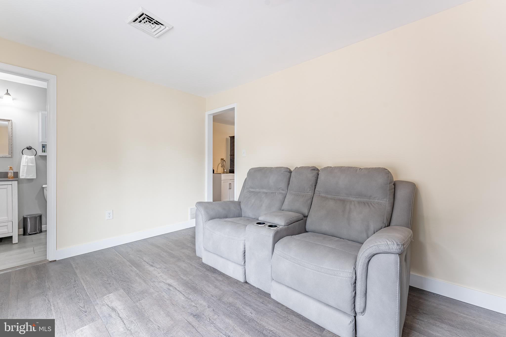 NESHAMINY HGTS - Residential