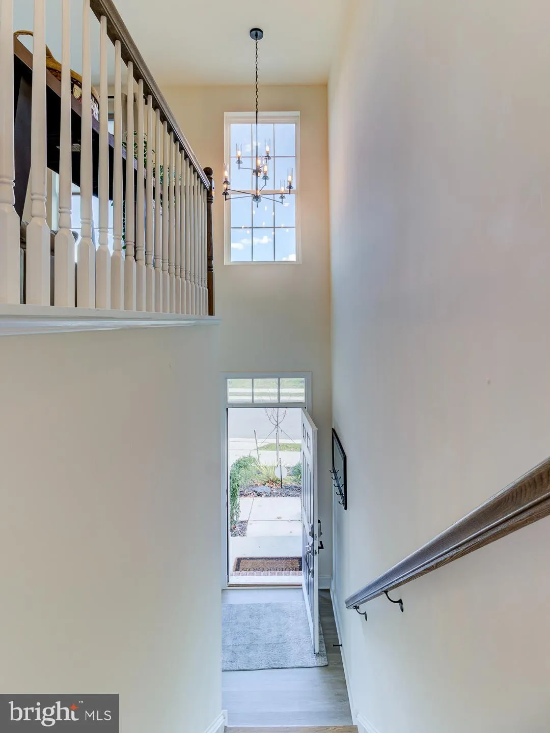 Hockessin, Delaware 19707, United States, 3 Bedrooms Bedrooms, ,3 BathroomsBathrooms,Residential,Pending,35144