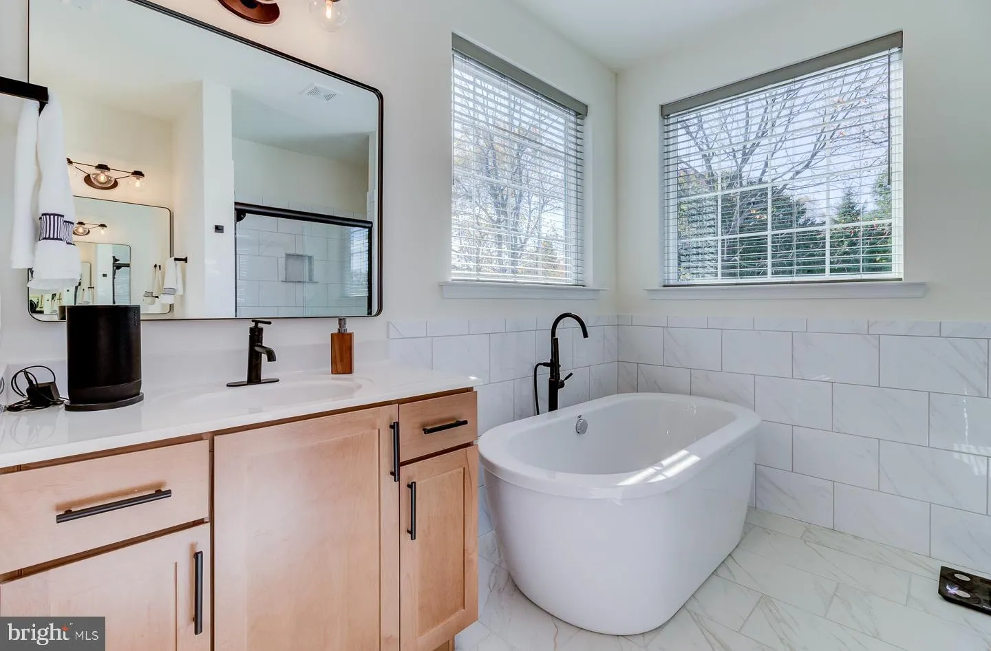 Hockessin, Delaware 19707, United States, 3 Bedrooms Bedrooms, ,3 BathroomsBathrooms,Residential,Pending,35144