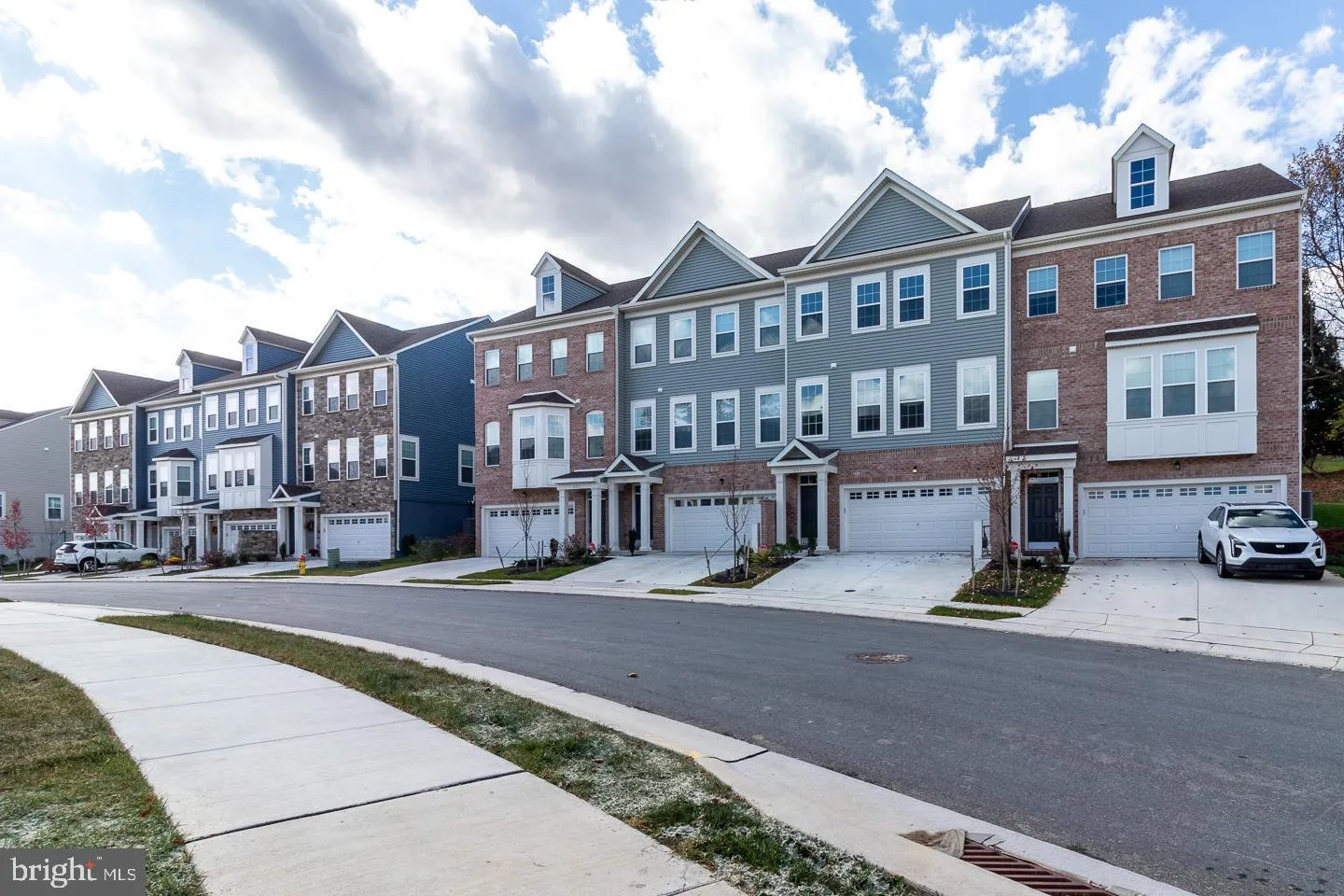 Hockessin, Delaware 19707, United States, 3 Bedrooms Bedrooms, ,3 BathroomsBathrooms,Residential,Pending,35144