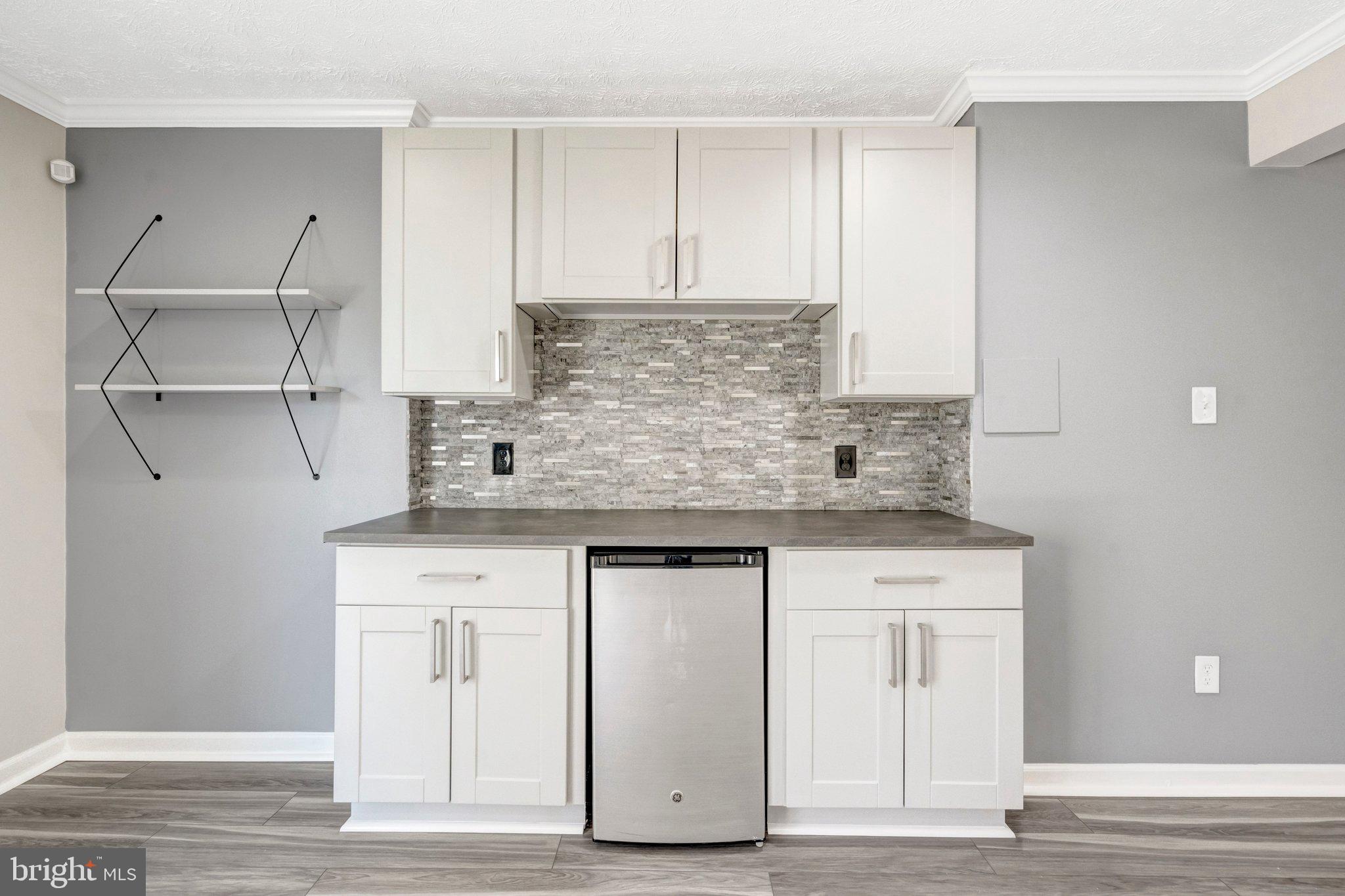 LAKE BRADDOCK - Residential