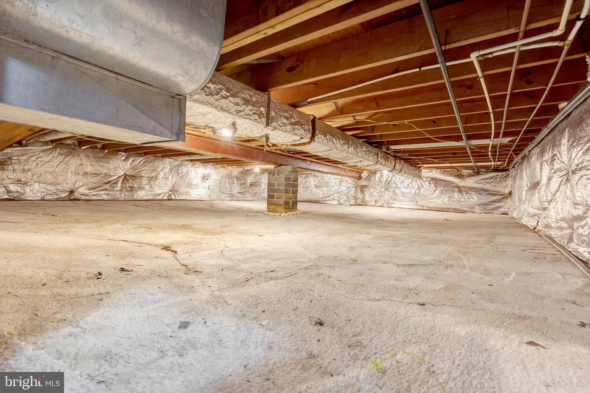 LAKE BRADDOCK - Residential