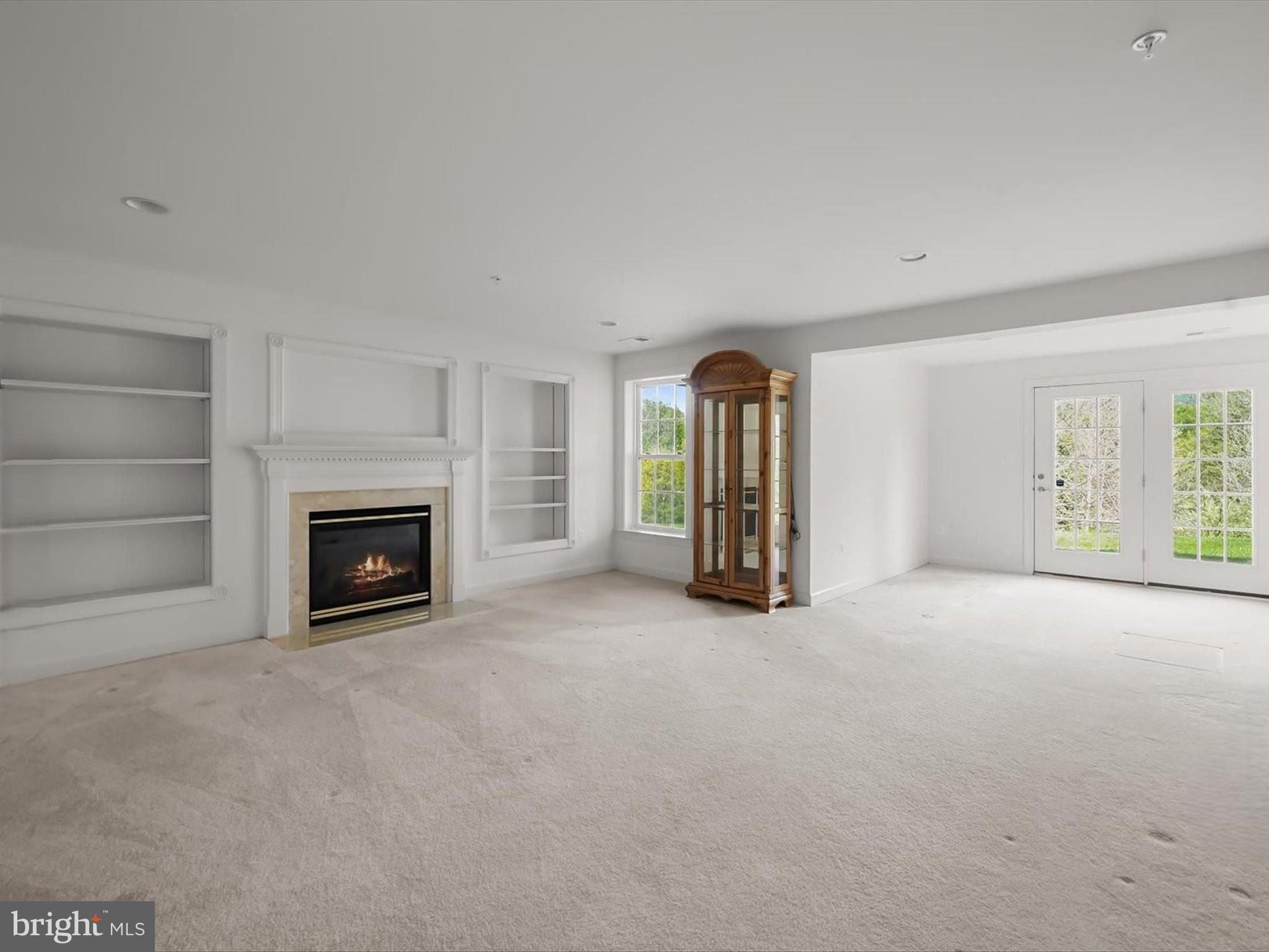 VILLAS AT CATTAIL CREEK - Residential