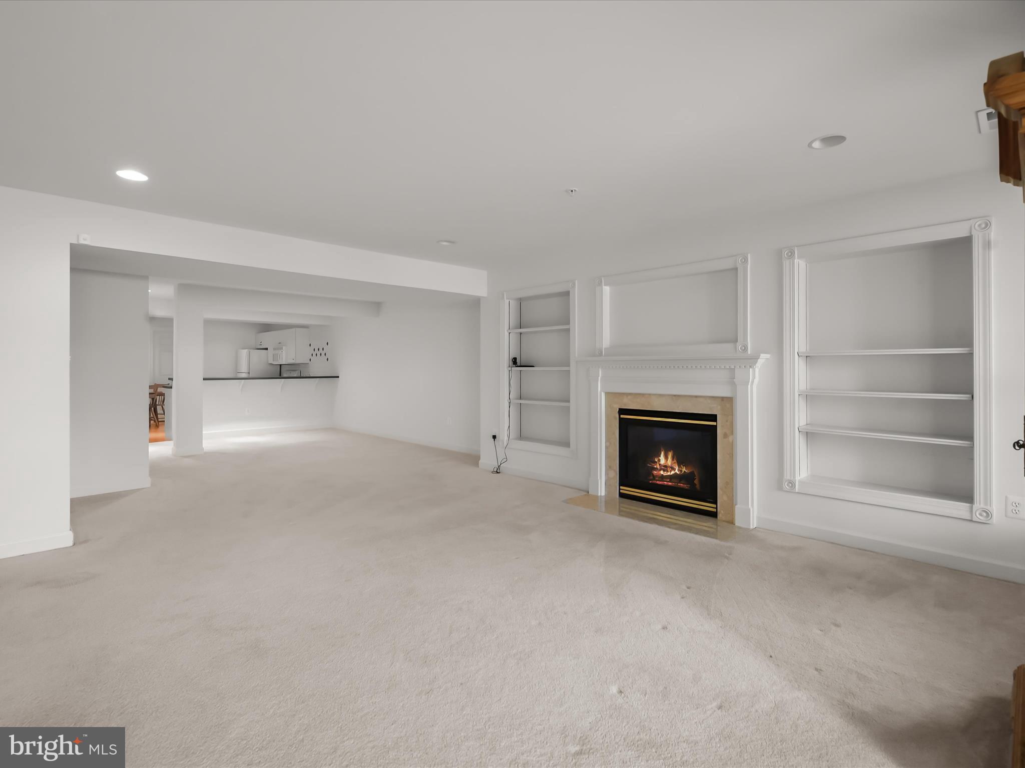 VILLAS AT CATTAIL CREEK - Residential