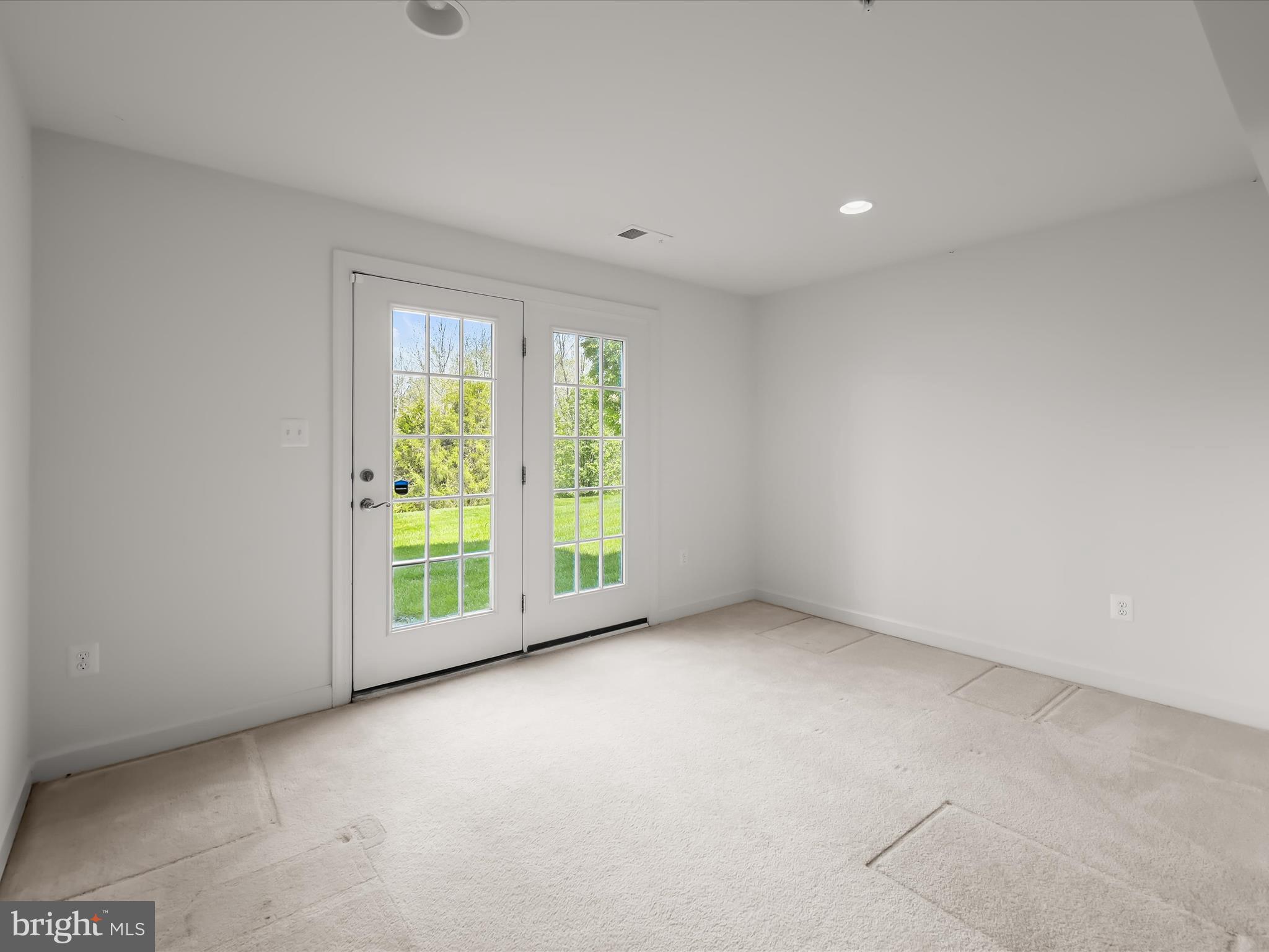 VILLAS AT CATTAIL CREEK - Residential