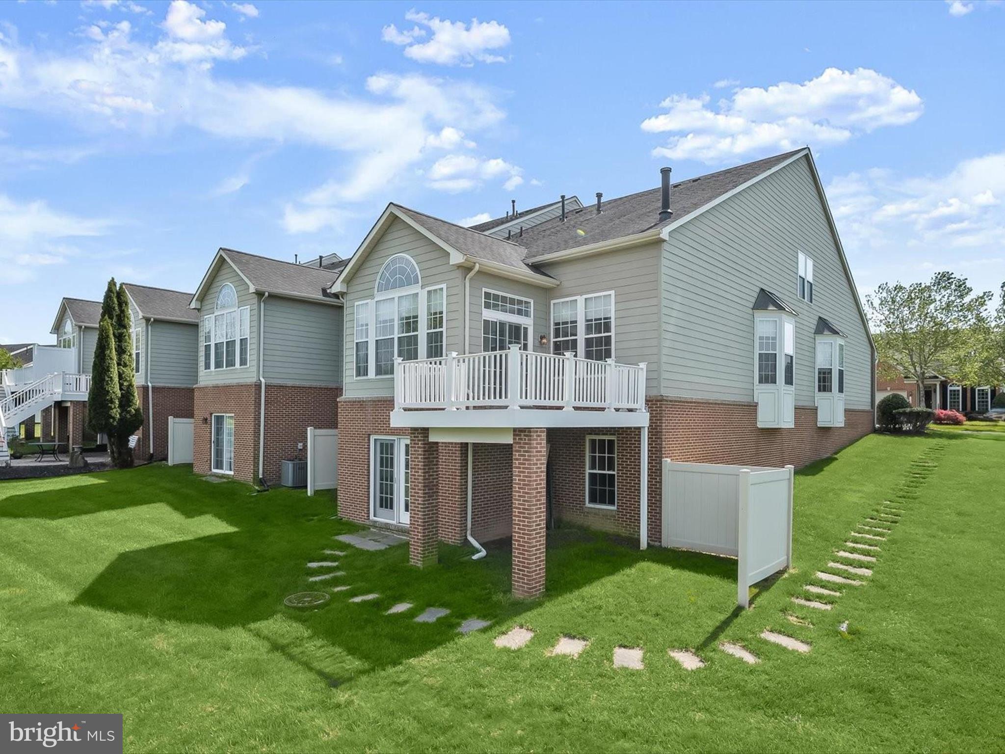 VILLAS AT CATTAIL CREEK - Residential