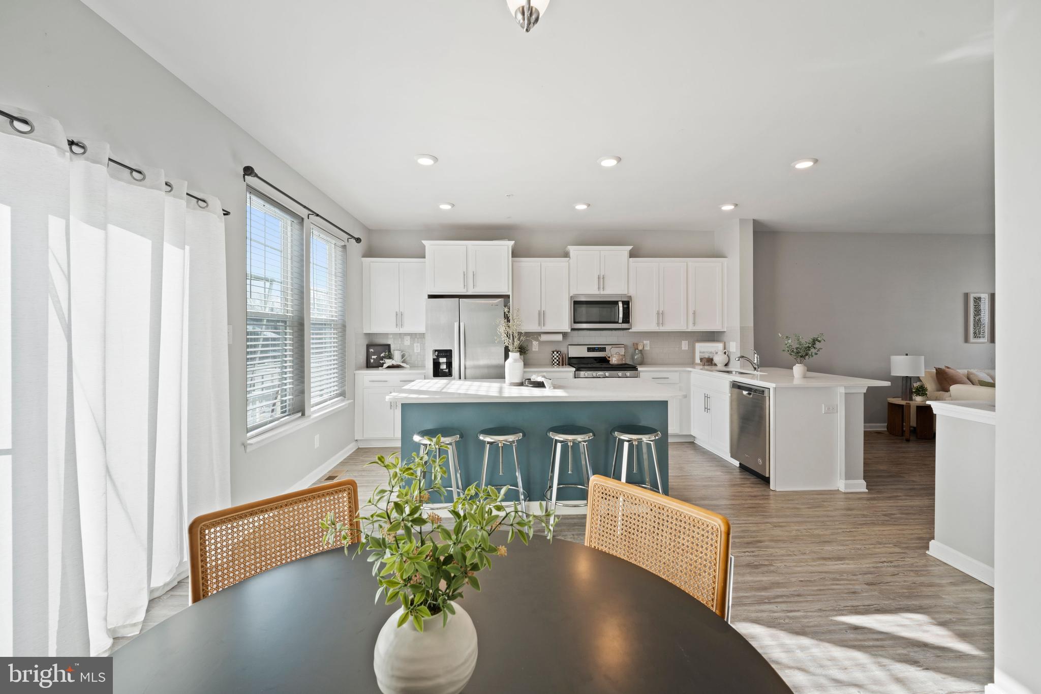 SEVERN MEADOWS - Residential