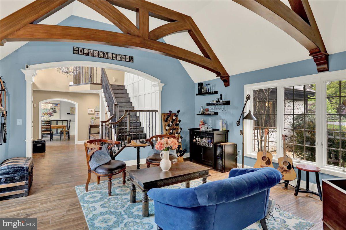 520 STONEHENGE DRIVE
