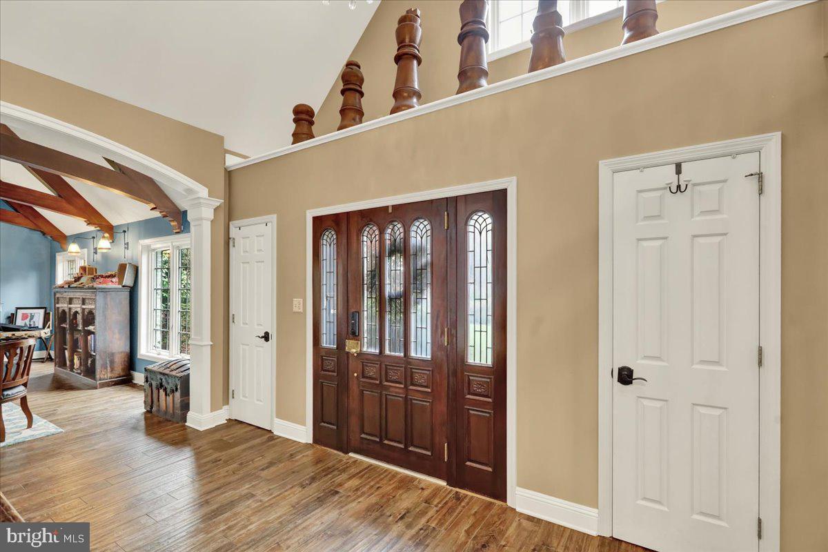 STONEHENGE - Residential