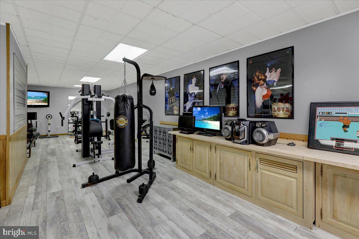 STONEHENGE - Residential