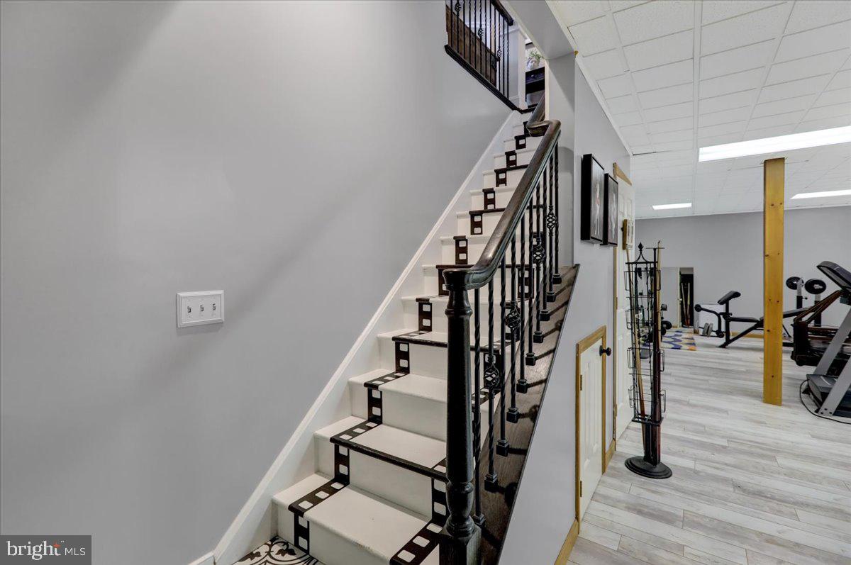 STONEHENGE - Residential