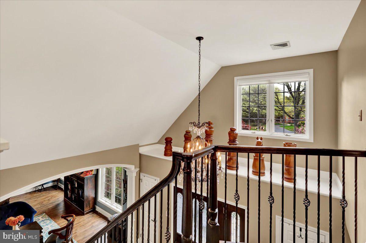 STONEHENGE - Residential