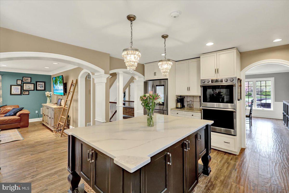 STONEHENGE - Residential