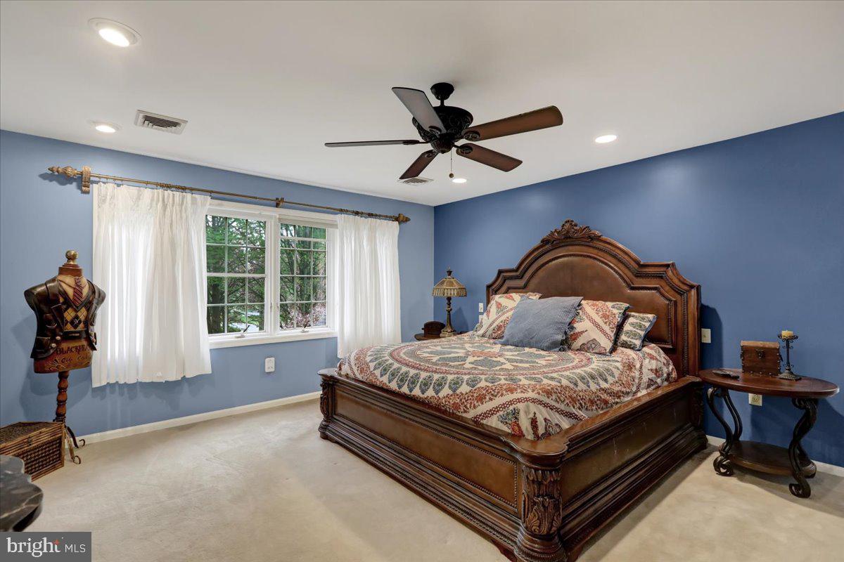 STONEHENGE - Residential