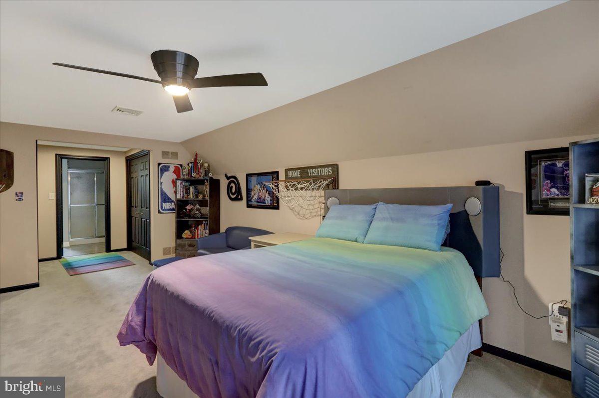 STONEHENGE - Residential