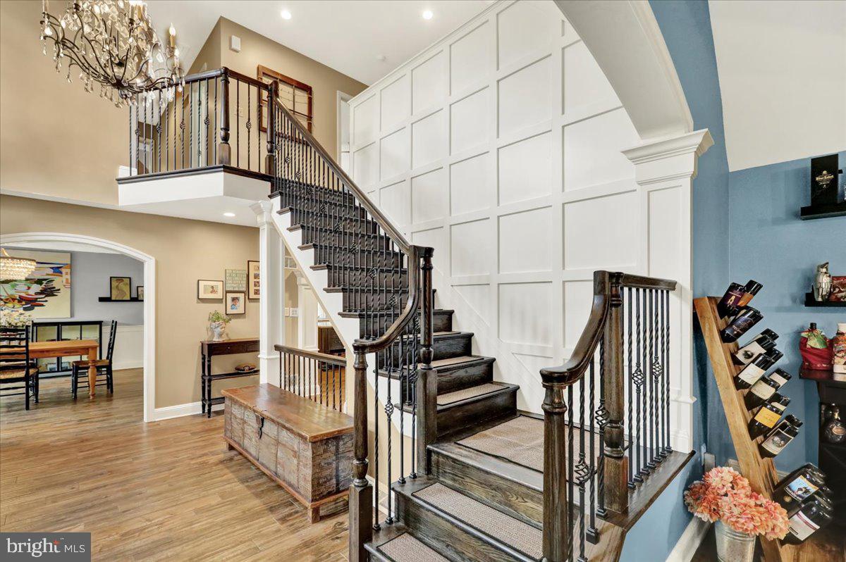 STONEHENGE - Residential